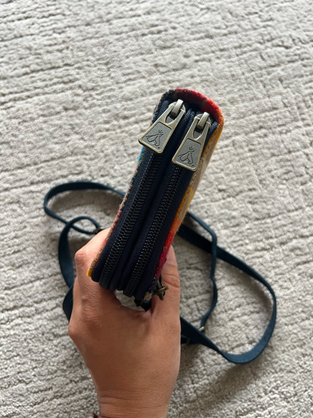 Pendleton Pilot Rock Wallet with Strap - Picture 3 of 16